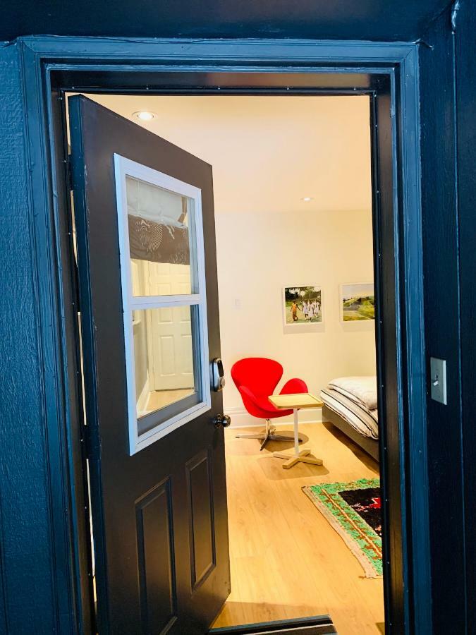 Modern Design Studio Toronto Extérieur photo